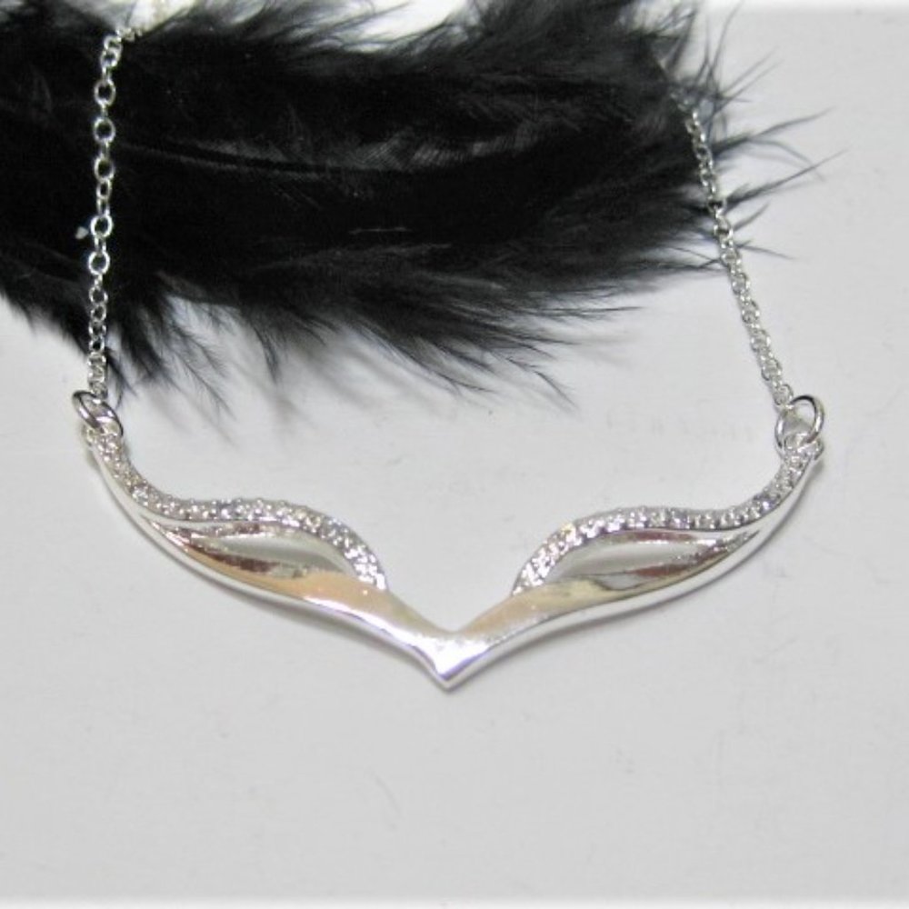 Silver Chevron necklace